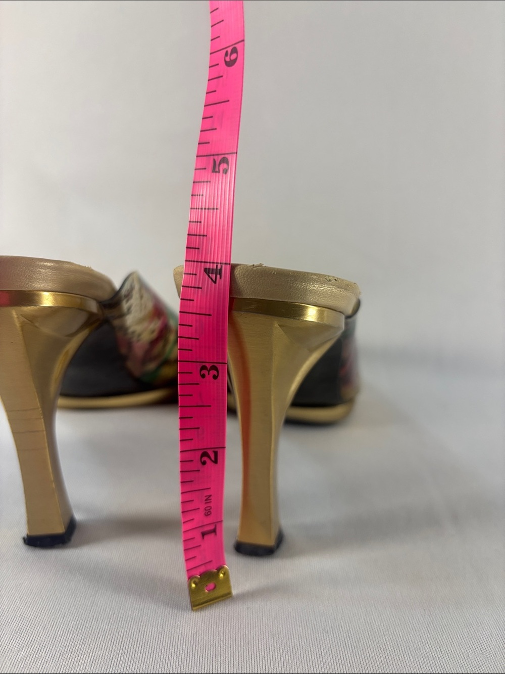 Stuart Weitzman Multicolor Snakeskin Print Gold Heel Mule Sandals Size 7B - Picture 9 of 9